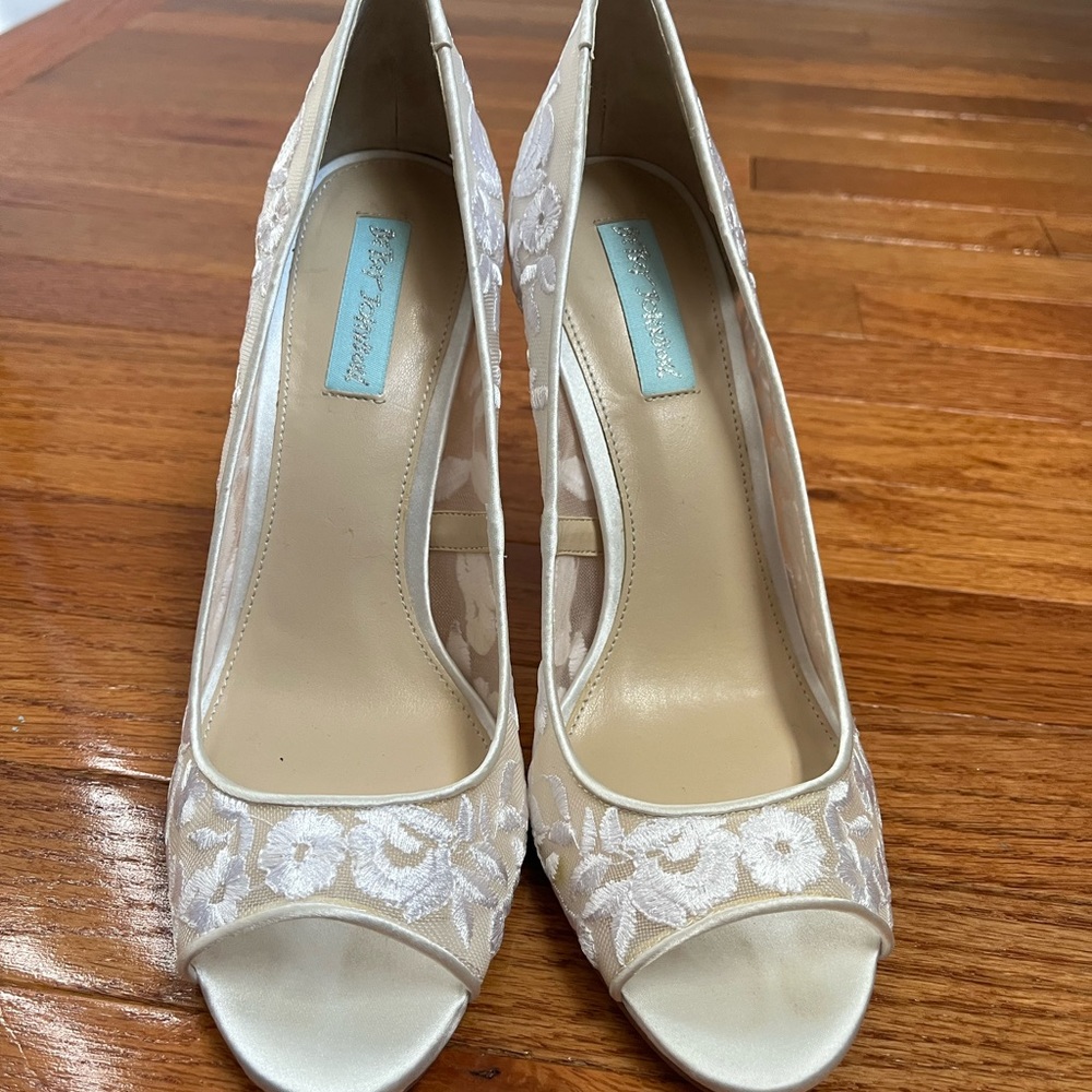 White Lace Bridal Shoes - Blue by Betsey Johnson- New